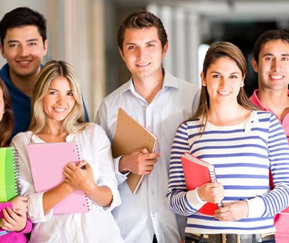 best ielts training academy in kerala dreamztree, students holding books